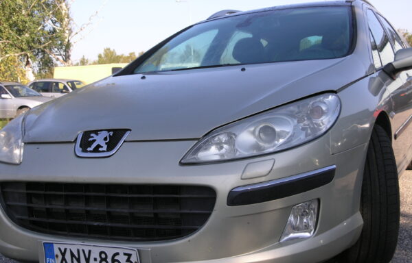 Peugeot 407