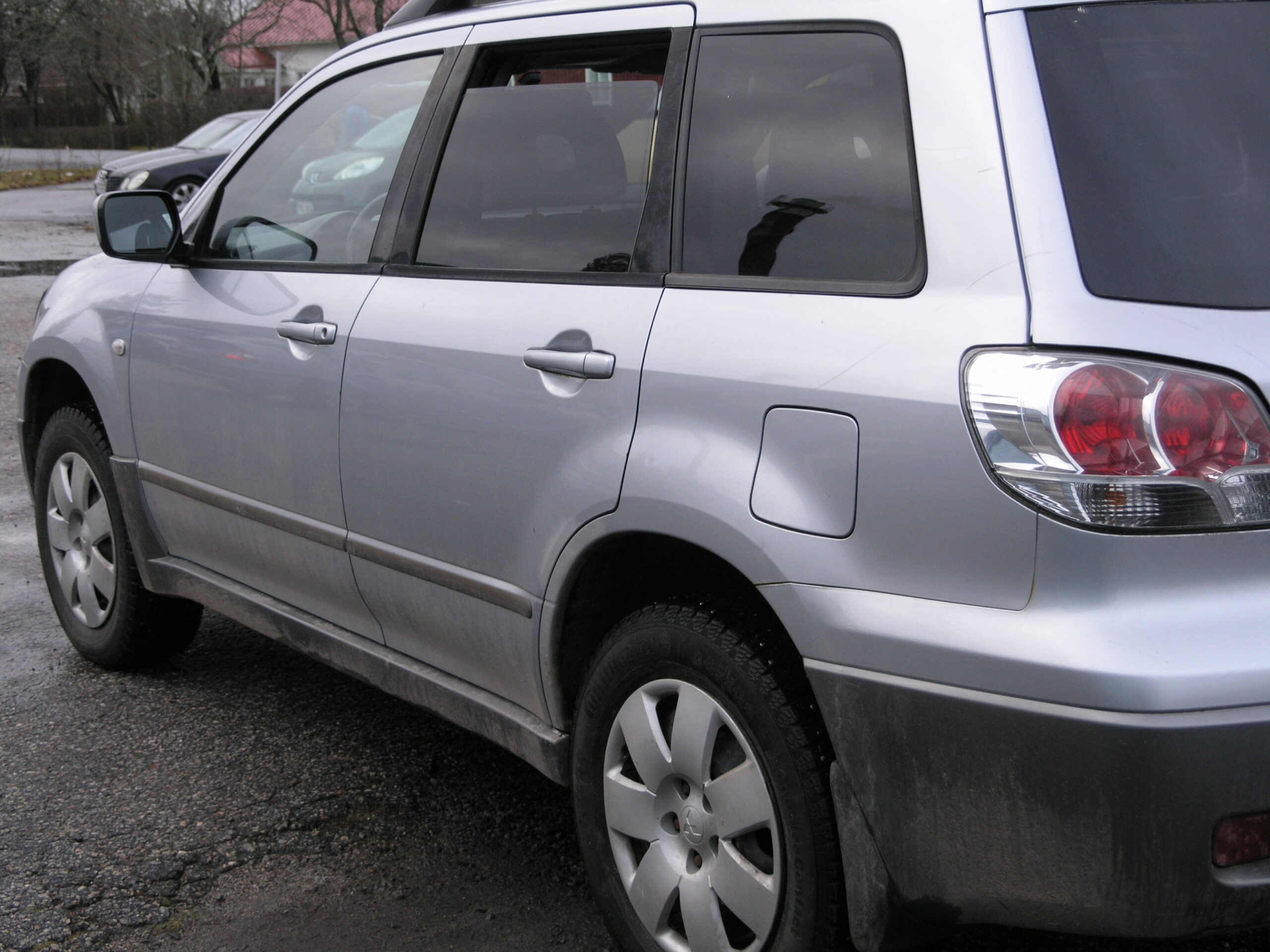 OLYMPUS DIGITAL CAMERA