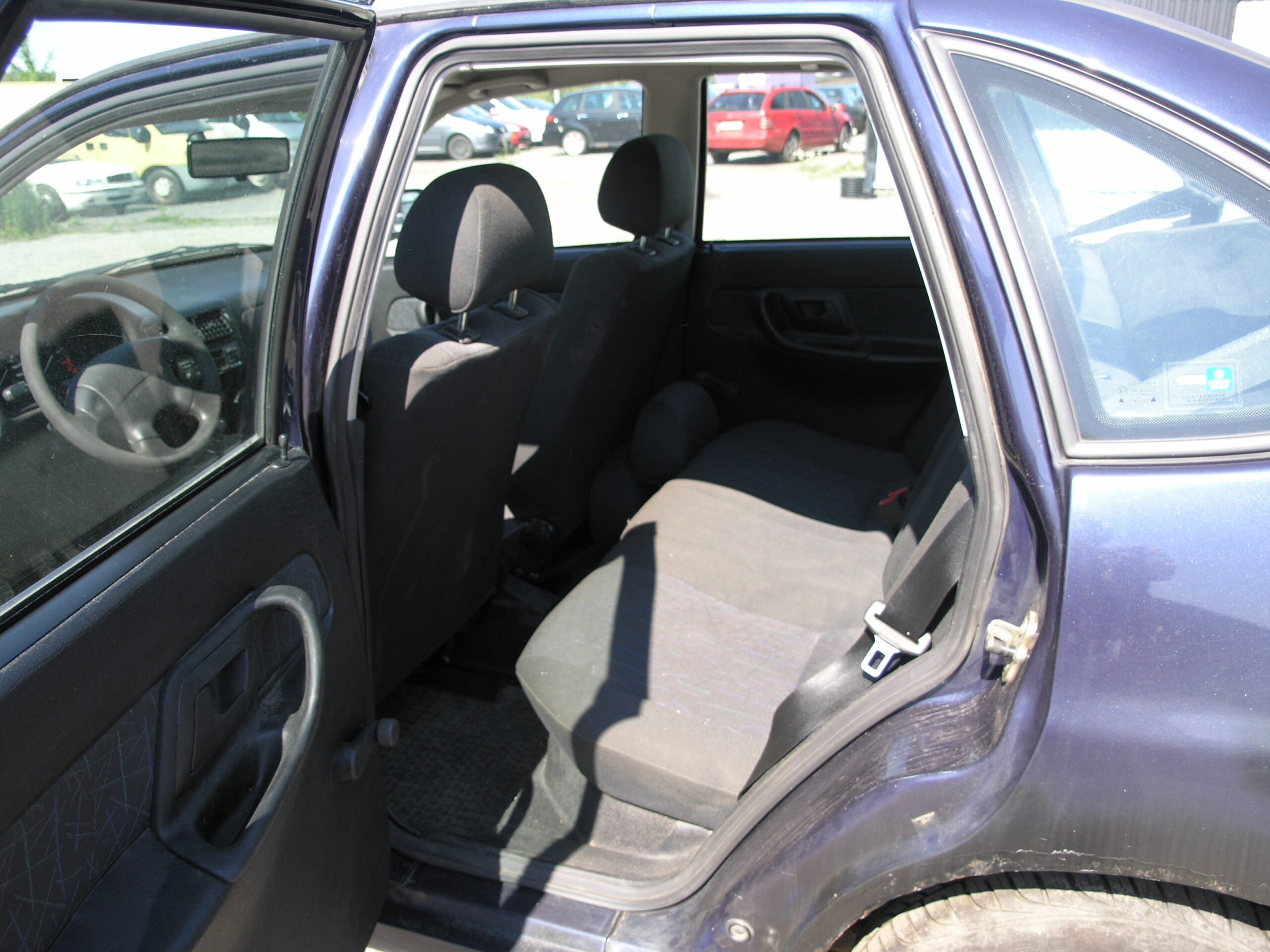 OLYMPUS DIGITAL CAMERA